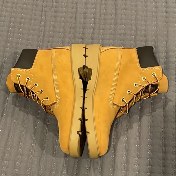 Timberland Junior Boots - Youth size 4.5 - Wheat/Brown Color - Picture 8 of 10